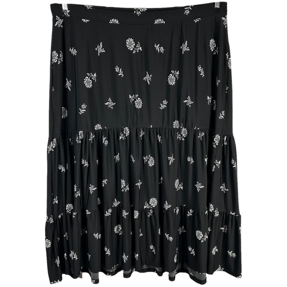 Catherines Womens Dark Floral Tiered Fairy Grunge
Whimsigoth Maxi Skirt Size 1X - Picture 7 of 8